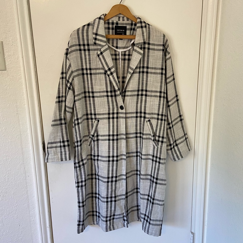 Woven cotton on long coat, lightweight